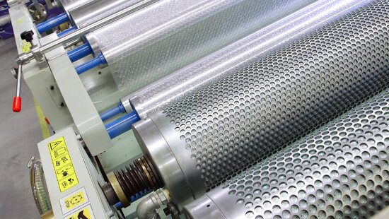 Výroba bublinkovej fólie Výroba bublinkovej fólie